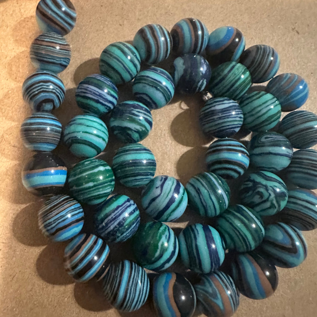 Blue swirl beads