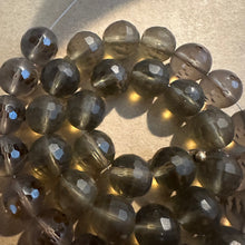 Load image into Gallery viewer, Smokey quartz beads 8mm.
