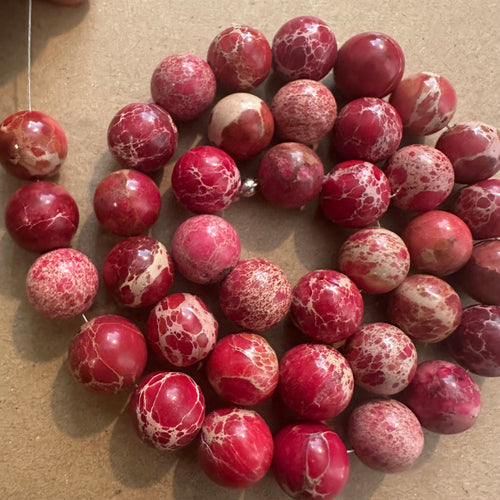 Red and tan agate beads