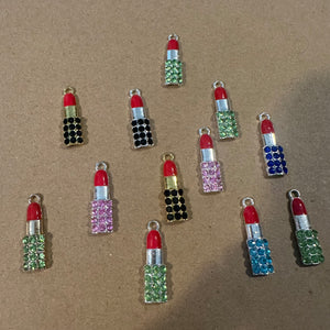 12 lipstick charms