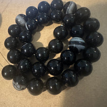 Load image into Gallery viewer, Black beads 12mm