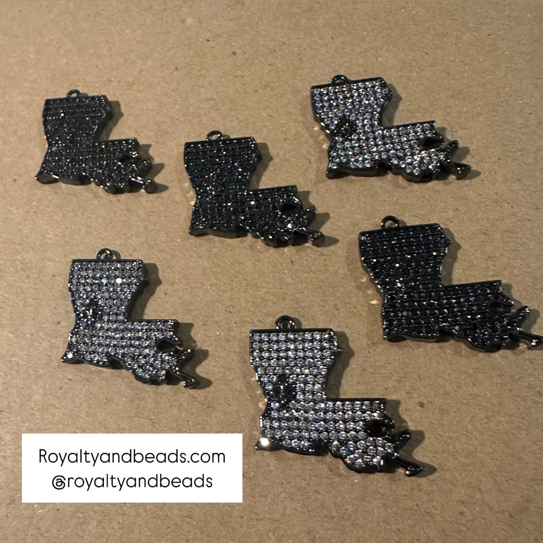Pave Louisiana charm