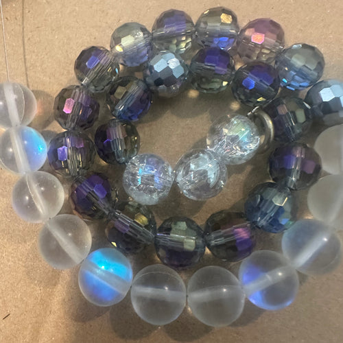 White and gray faceted beads
