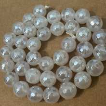 Load image into Gallery viewer, Faceted pure white beads