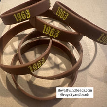 Load image into Gallery viewer, 1963 Iota Phi Theta Wristband