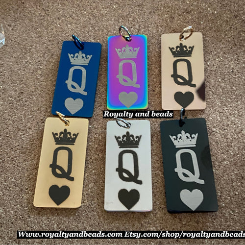 Queen Q crown charm