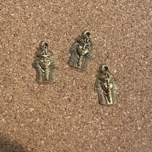 3 gold Pharaoh charms