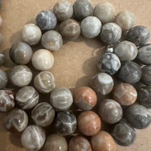 Load image into Gallery viewer, Mixed gray beads 8mm