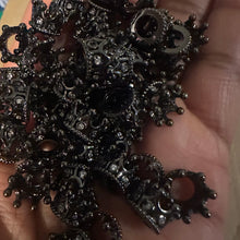 Load image into Gallery viewer, Black crown pave charm