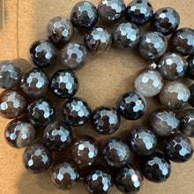 Load image into Gallery viewer, Brown iridescent faceted beads