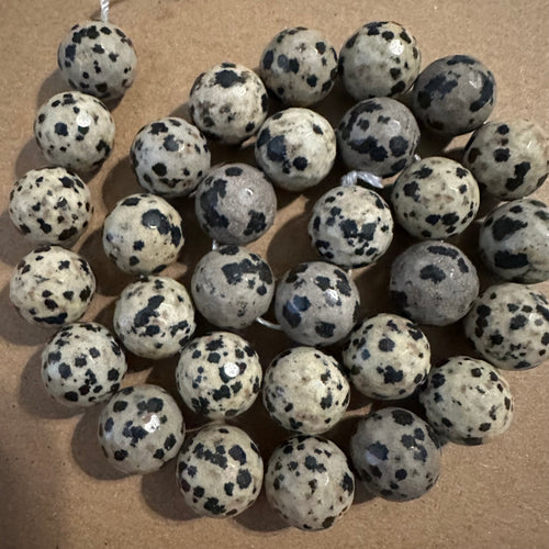Dalmation beads 12mm