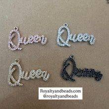 Load image into Gallery viewer, Pave queen charm.
