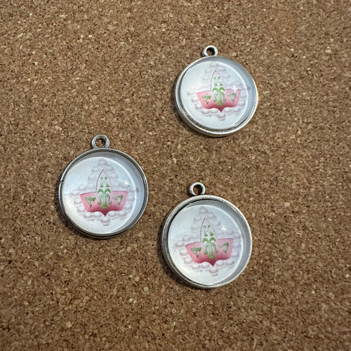 AKA ivy charm