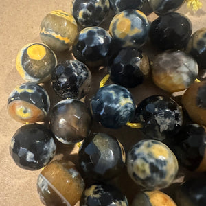 Black and yellow agate beads 13mm