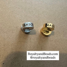 Load image into Gallery viewer, Mason ring bead charm