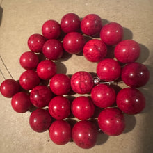 Load image into Gallery viewer, Red beads 12mm
