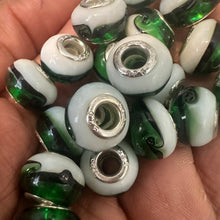 Load image into Gallery viewer, 10 green and white big hole beads