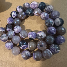 Load image into Gallery viewer, Purple and gray agate beads*