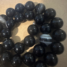 Load image into Gallery viewer, Black beads 12mm