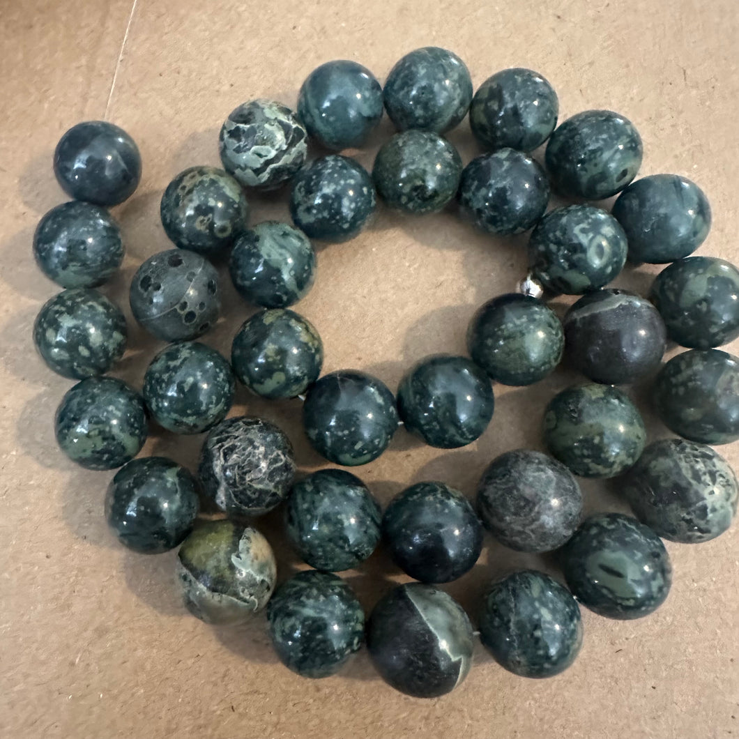 Green camo beads