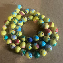 Load image into Gallery viewer, Mixed yellow beads 8mm