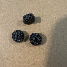 Load image into Gallery viewer, 3 pave all black spacers