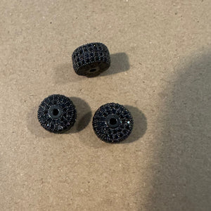 3 pave all black spacers