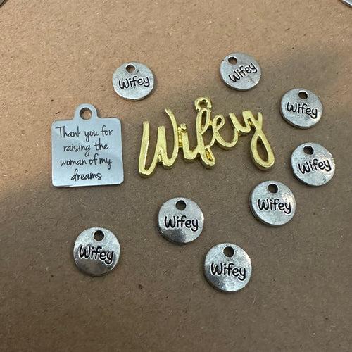 10 wifey charms