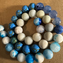 Load image into Gallery viewer, Blue mixed beads