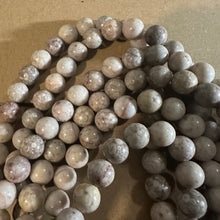 Load image into Gallery viewer, Round tan beads
