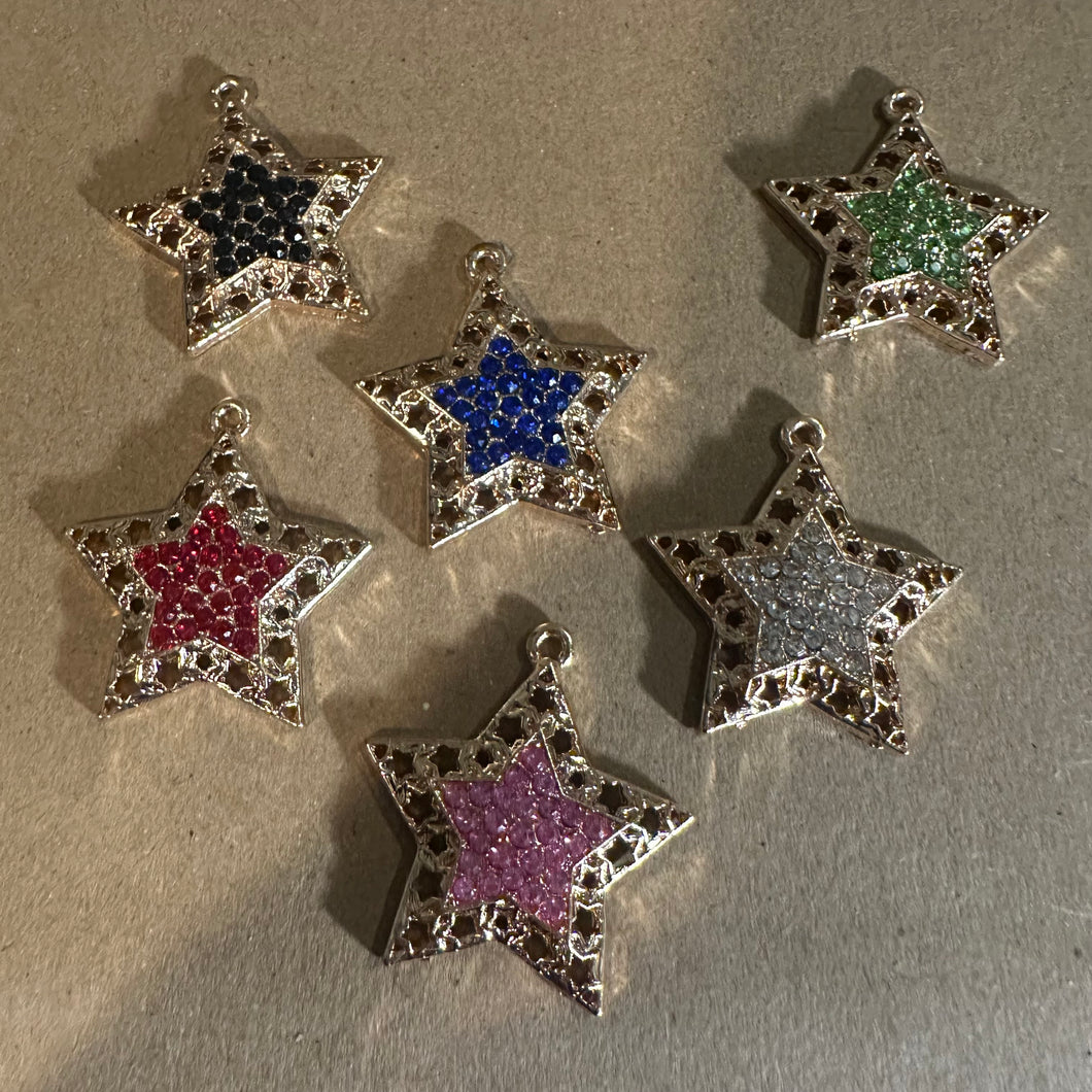 6 gold star charm