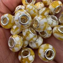 Load image into Gallery viewer, 10 yellow and white big hole beads