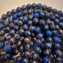 Load image into Gallery viewer, Blue and gold beads 8mm