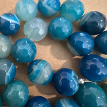 Load image into Gallery viewer, Blue agate beads 14mm