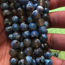 Load image into Gallery viewer, 8mm Blue agate beads