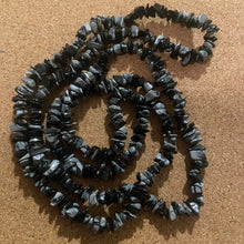 Load image into Gallery viewer, Black and gray rock beads