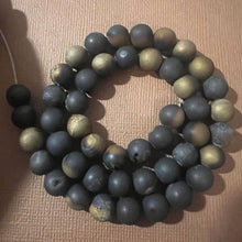 Load image into Gallery viewer, Black and gold beads 8mm