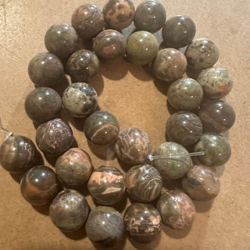 Camo beads 12mm.