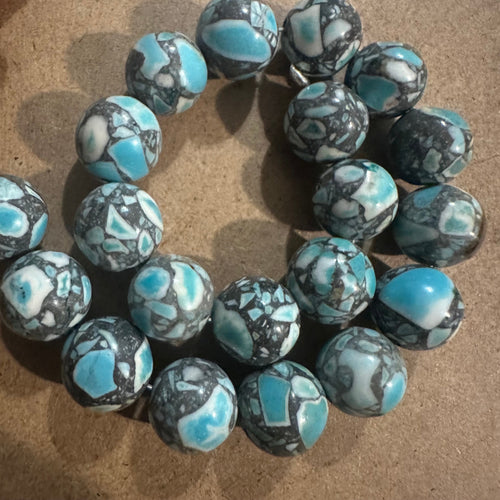 Blue and white beads - half strand