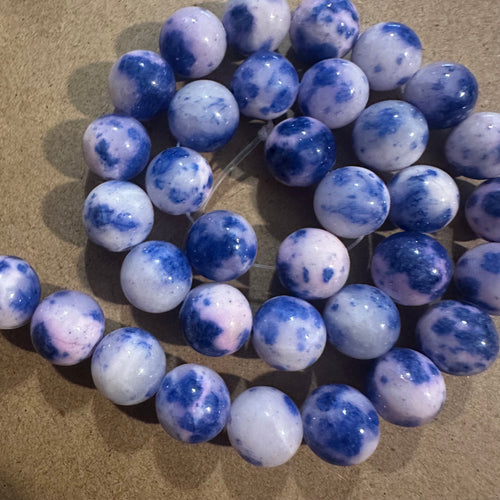 Blue and white beads - 12mm