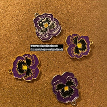 Load image into Gallery viewer, Purple flower charm.