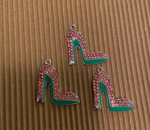 Load image into Gallery viewer, Pink or green heel shoe charms